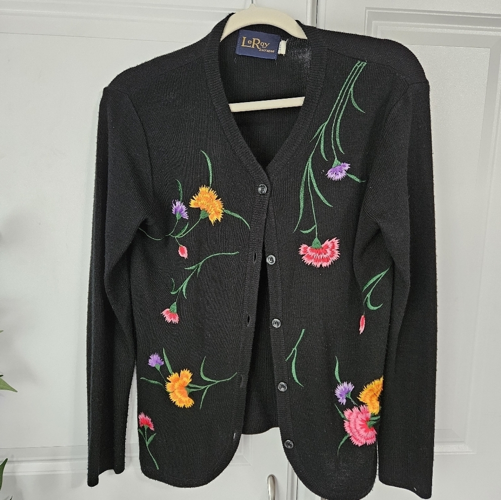Vintage 1960 Black Floral Embroidered Women's Sweater